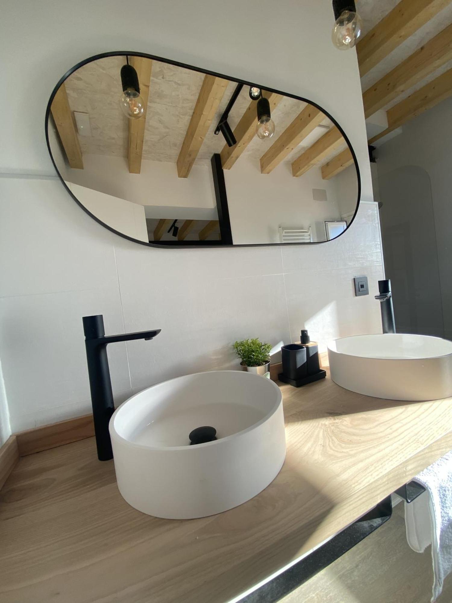 La Casa Del Barbero Villa Torrelavega Exteriör bild