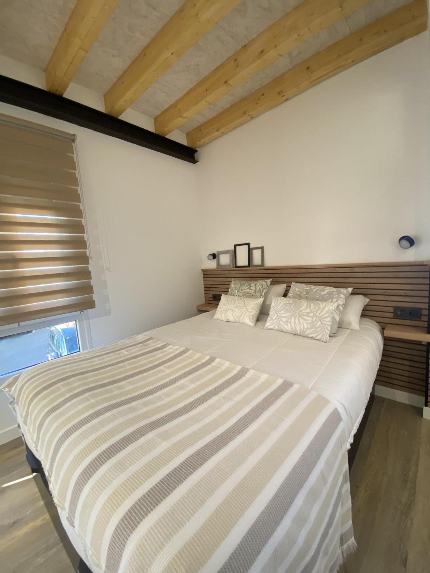 La Casa Del Barbero Villa Torrelavega Exteriör bild